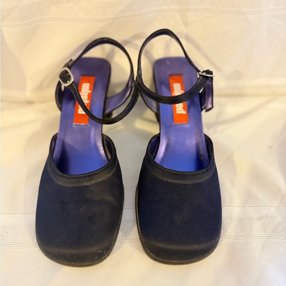 Elegant Black Heels by Kenneth Cole Unlisted Heels
